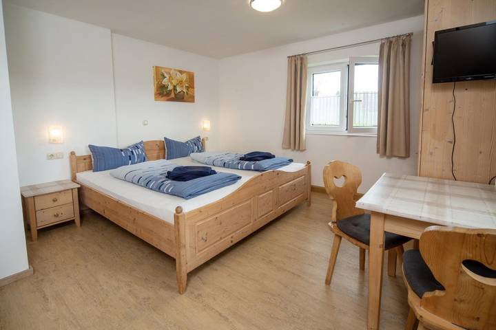 Ferienwohnung für 2 Personen, mit Garten in Hopferau - 4