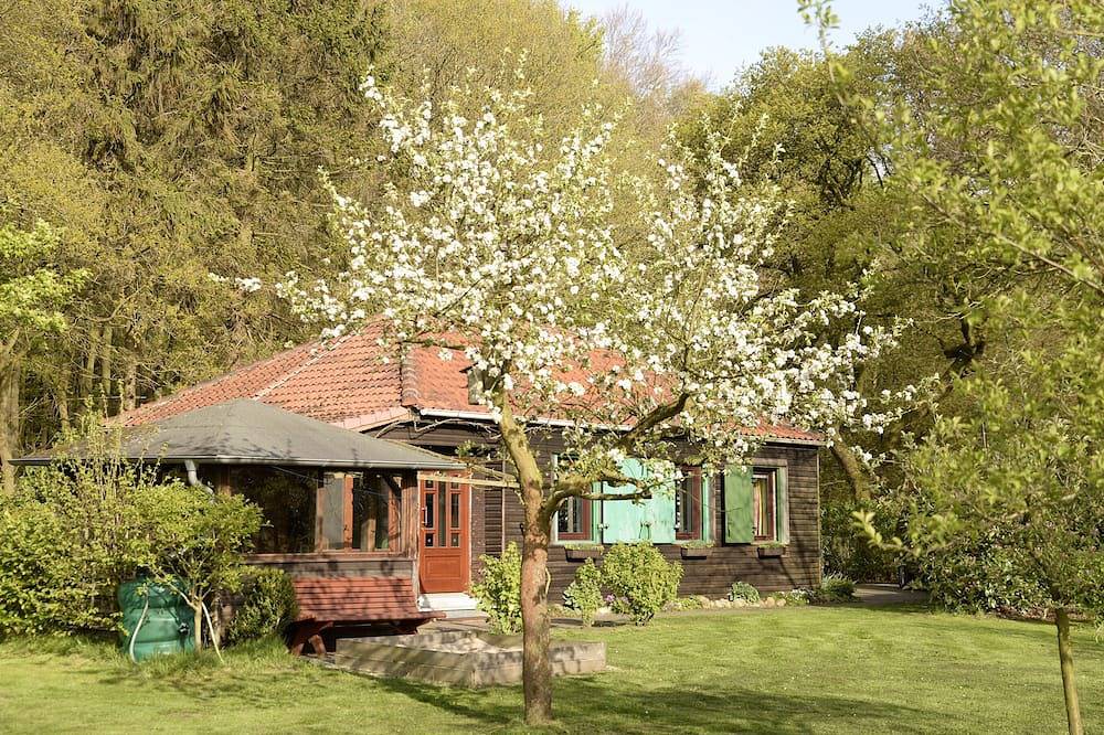 Ferienhaus in idyllischer Alleinlage in Geestland, Cuxland