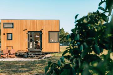 Gîte pour 3 personnes, avec vue sur le lac et jardin à Saint-Pryvé-Saint-Mesmin