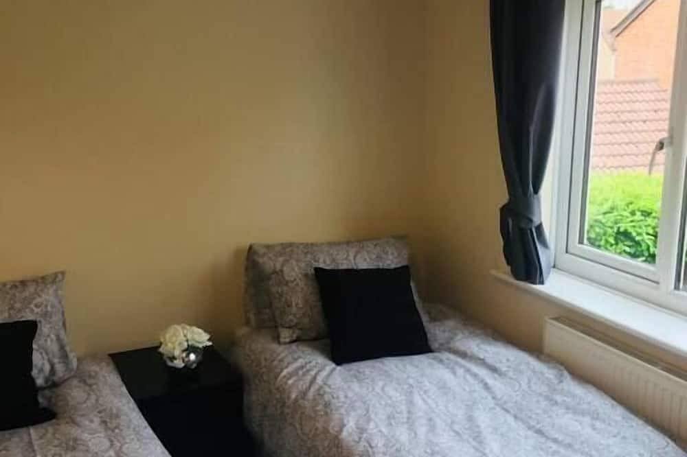 Entire apartment, Saint Bernard's Court - Kettering in Kettering, Northamptonshire