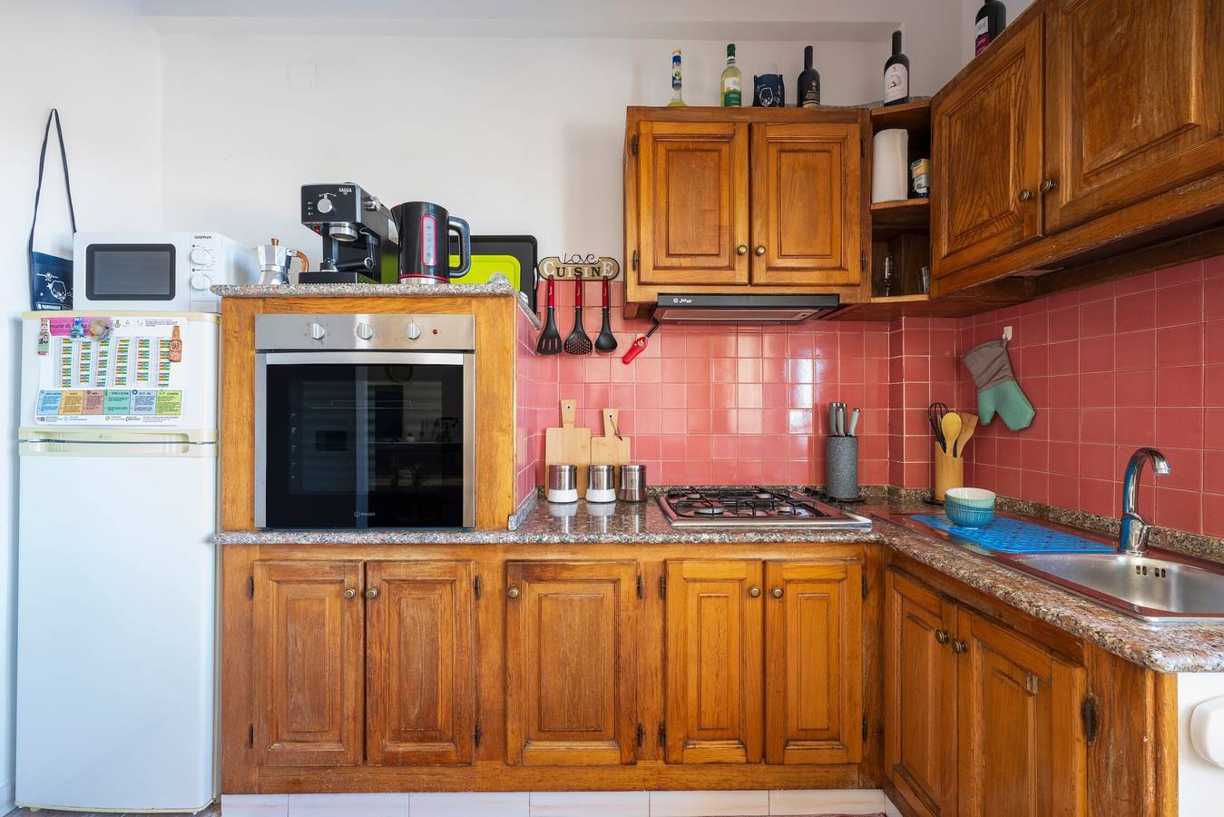 Ferienhaus 'Sa Omu De Sa Palgia' mit Meerblick, Balkon und Klimaanlage in Jerzu, Barbagia