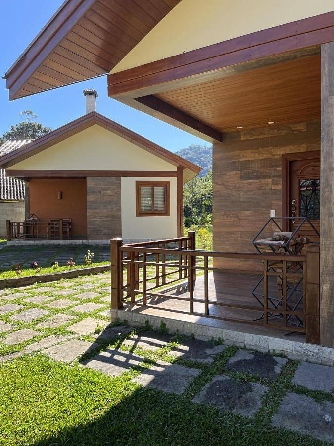 Cottage pour 2 personnes, avec vue ainsi que jardin et terrasse, animaux acceptés