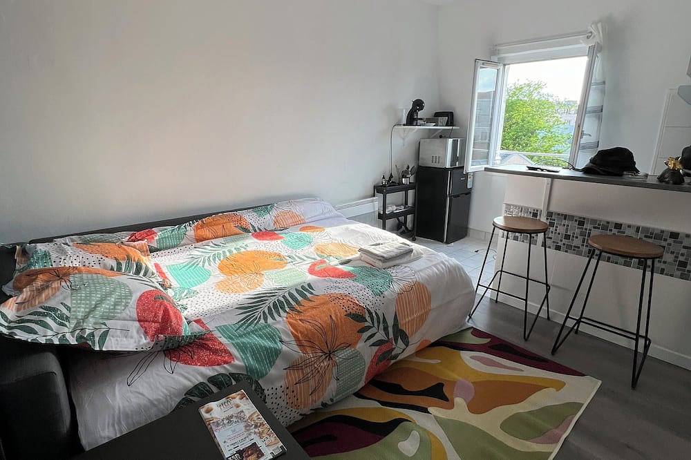 Entire apartment, T2 Confortable Proche de Paris in Colombes, Hauts-de-Seine