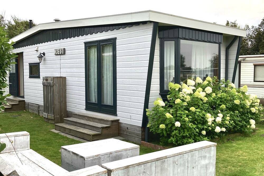 Schönes und gemütlich eingerichtetes Chalet für 4 Personen, 400 Meter vom Strand entfernt in Petten, Niederländische Nordsee