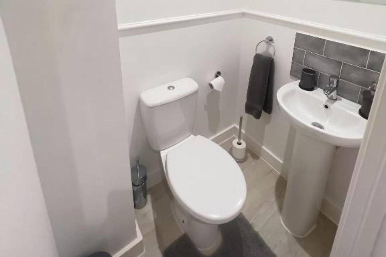 Ganze Ferienwohnung, Family Friendly Apt - Sleeps 6 - Station Close in Royal Tunbridge Wells, Kent