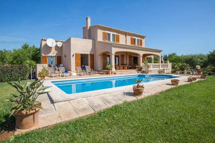 Finca für 8 Personen, mit Terrasse in Calonge (Mallorca)