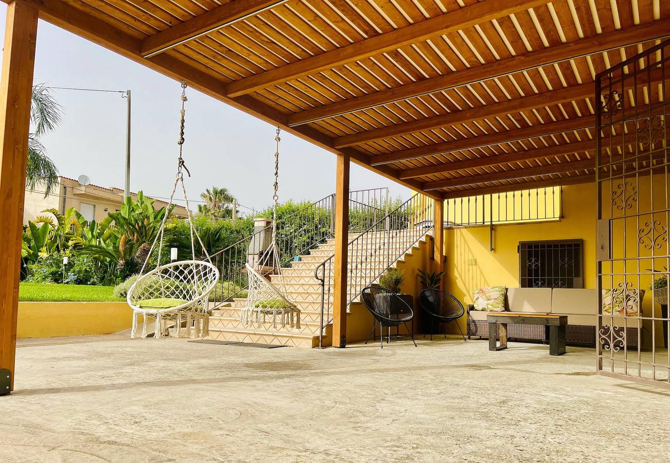 Ganze Wohnung, Ferienwohnung 'Casa Altoliva' mit Gemeinschaftsgarten und Wlan in Marsala, Trapani Provinz