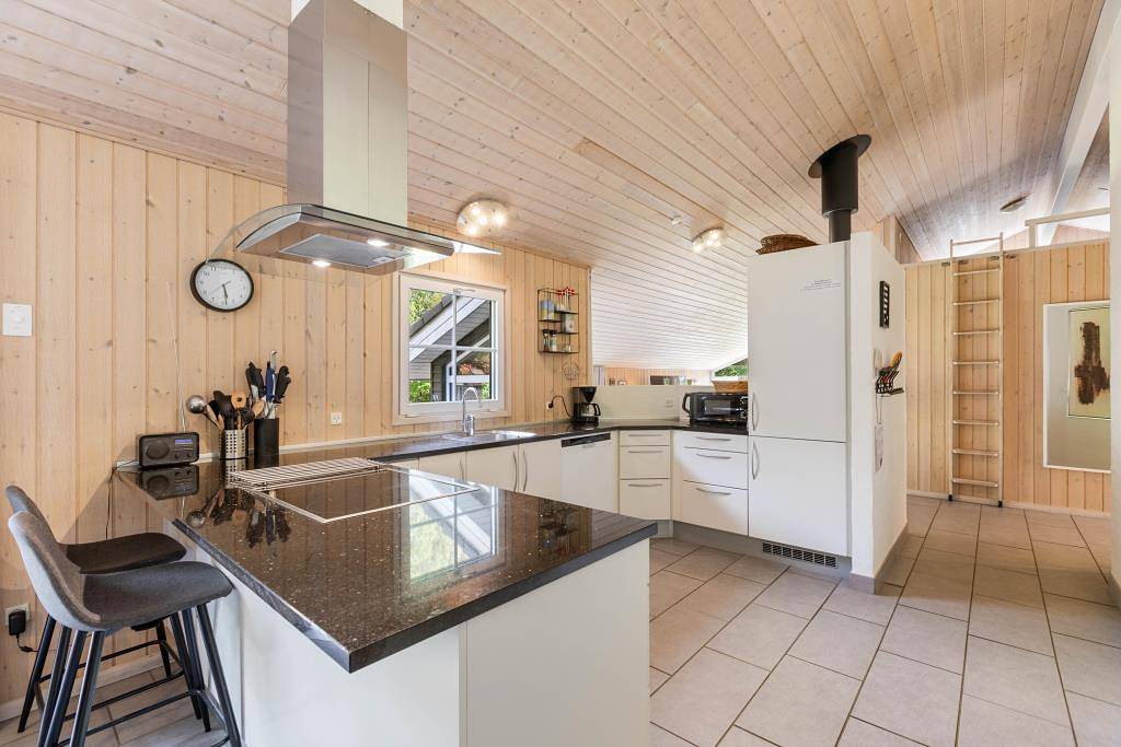 Well-maintained holiday home with pool, sauna and hot tub for 12 people in Ho in Ho, Varde e dintorni