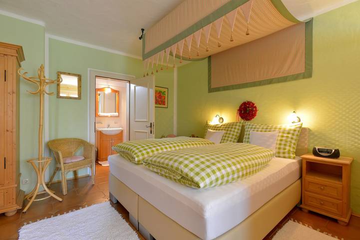Ganze Ferienwohnung, "Sissy" Ap./Wohn-Schlafraum/Du, Wc in Ellmau - SkiWelt, Ellmau