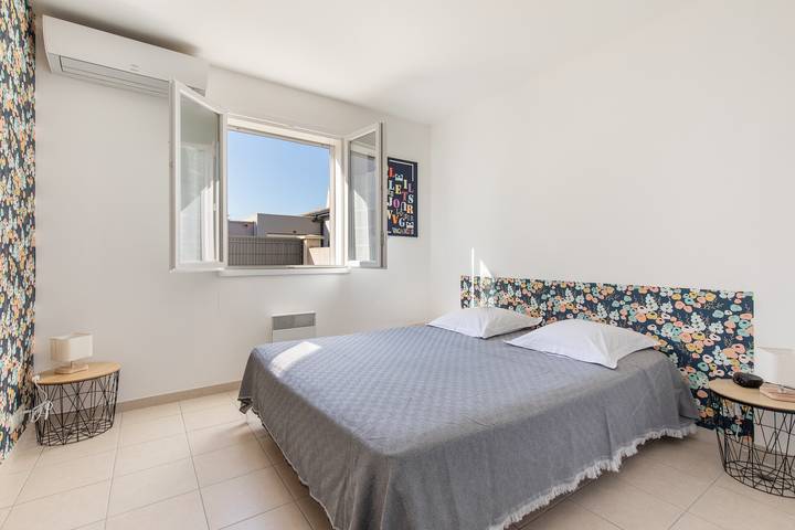 Location de vacances pour 6 personnes, avec piscine ainsi que jardin et terrasse à Vendres - 4