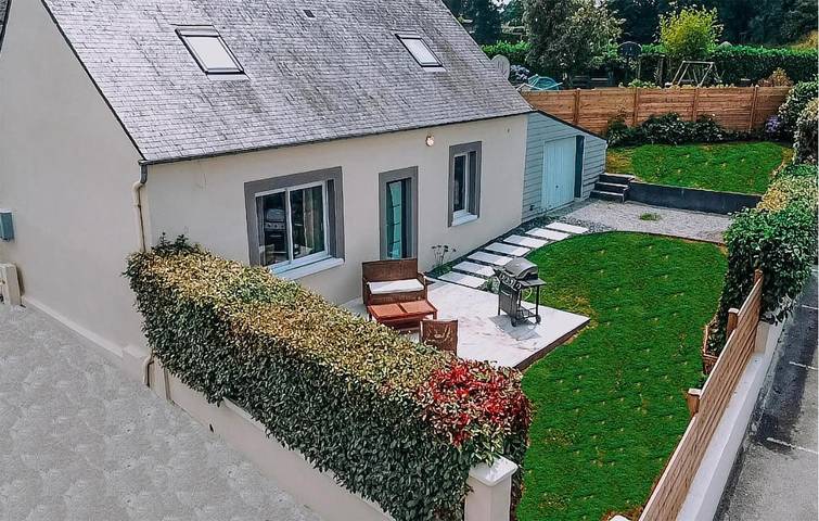 Location de vacances pour 4 personnes, avec Jardin à Corlay