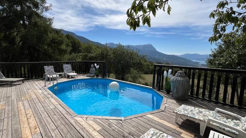 Location de vacances pour 12 personnes, avec vue et sauna ainsi que piscine et jardin à Saint-Sauveur - 2