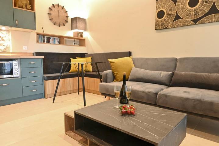 Gîte pour 2 personnes, avec jardin dans Liapádes - 4