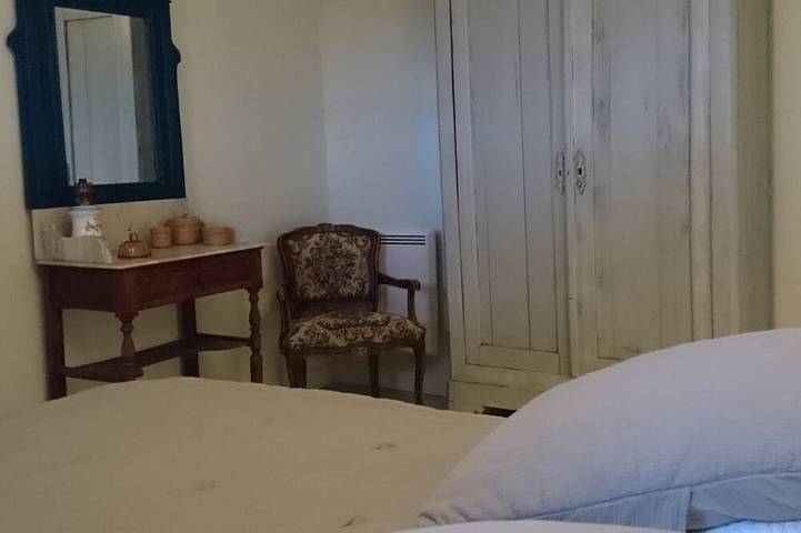 Gîte pour 4 personnes, avec jardin ainsi que piscine et terrasse à Vic-Fezensac - 2