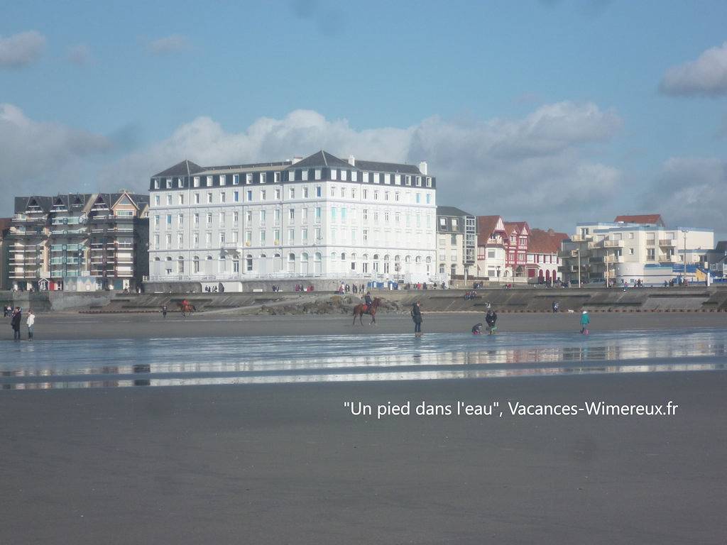 Appartement entier, Appartement "un pied dans l'eau", résidence "Le Grand Hôtel" in Wimereux, Région de Boulogne-sur-Mer
