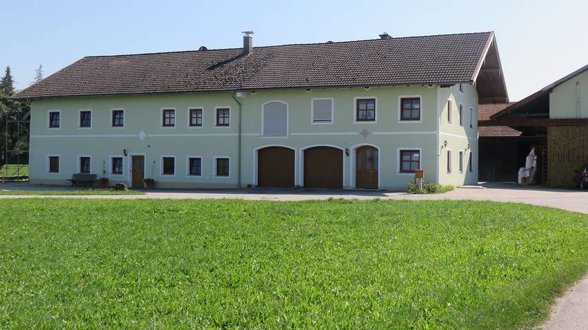 Ferienwohnung für 3 Personen, mit Garten, kinderfreundlich in Altötting