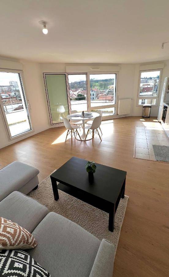Location de vacances pour 2 personnes, avec balcon et vue à Villemomble - 4
