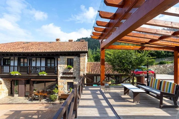 Alojamiento y desayuno para 4 personas, con jacuzzi además de terraza y jardín, Familias con niños - 1