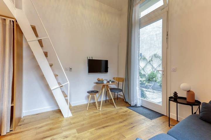 Holiday rental for 2 people, with garden, child-friendly in Paris