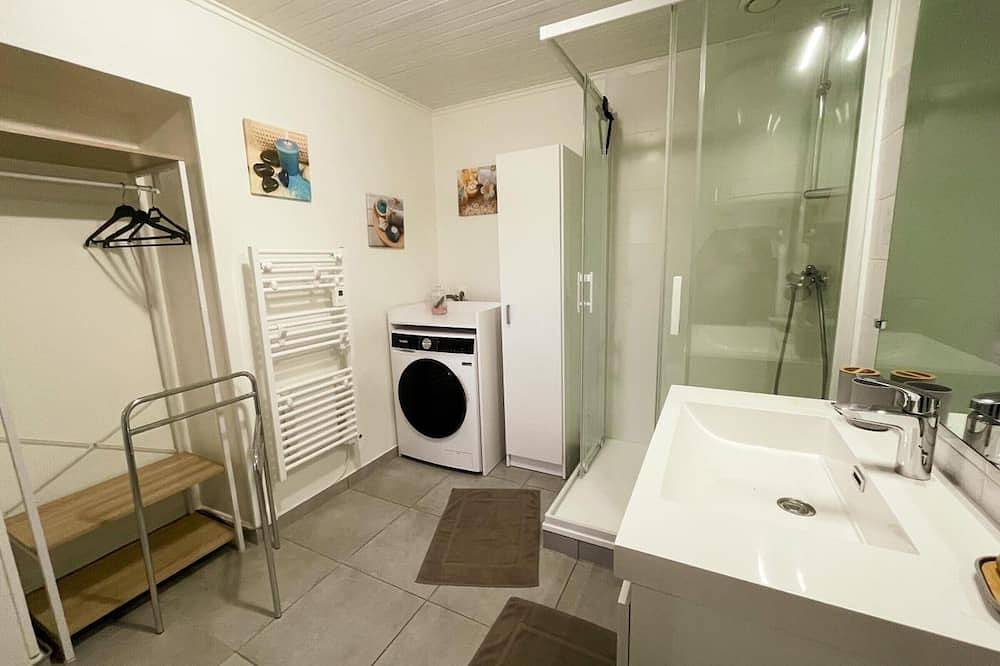 Encantadora casa rural en Montbazon con terraza, jardín y parking in Montbazon, Región de Tours