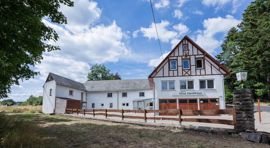 Ferienwohnung für 2 Personen, mit Terrasse und Garten in Nürburg