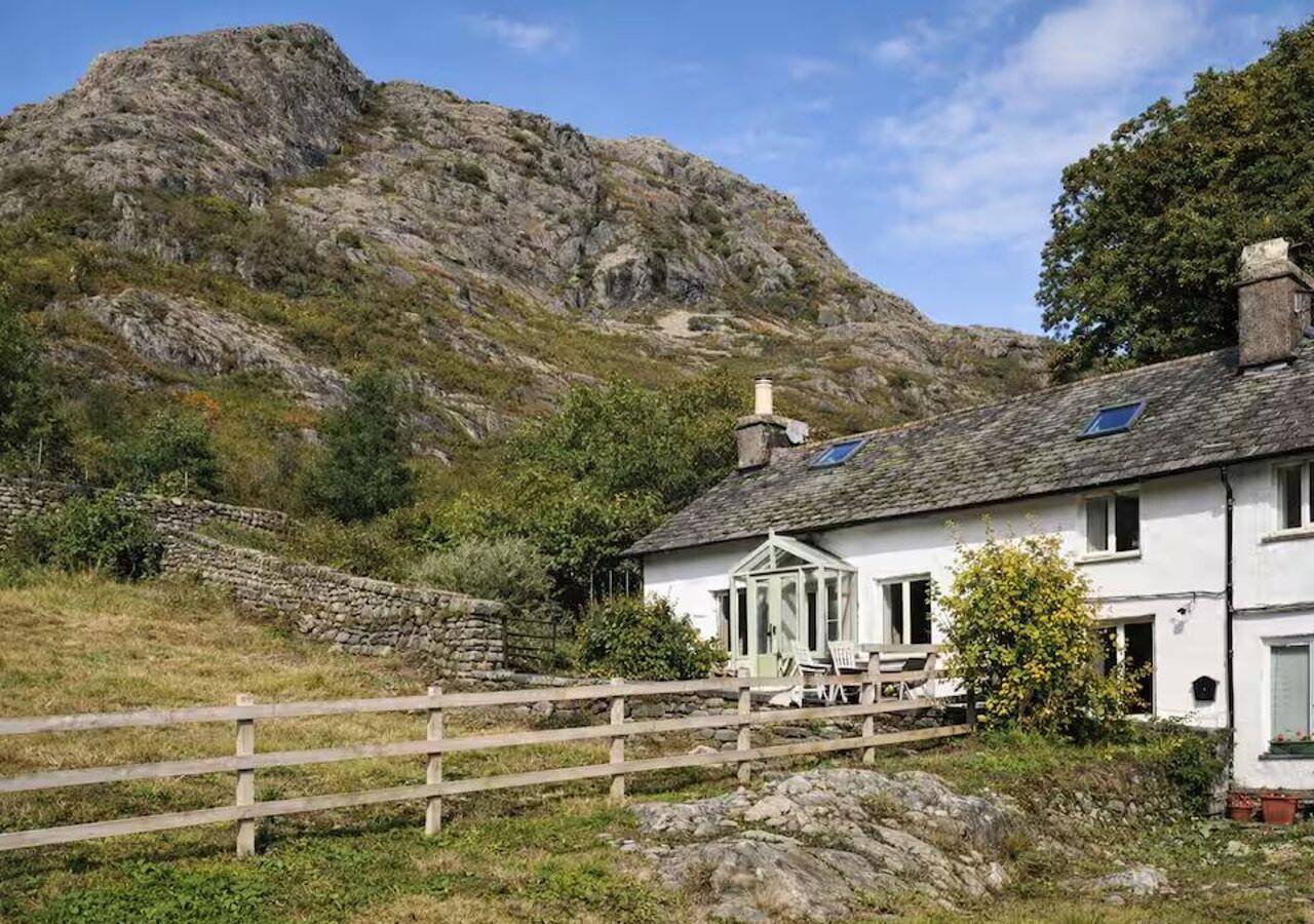 Poppy Cottage - Coniston - Pass the Keys in Lake District