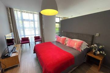 Gîte pour 4 Personnes dans Vals-les-Bains, Parc naturel régional des Monts d'Ardèche, Photo 1