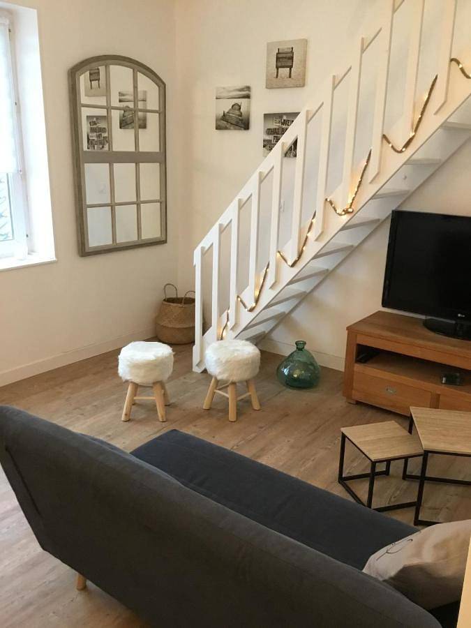 Appartement entier, One-Bedroom Apartment in Le Portel, Région de Boulogne-sur-Mer