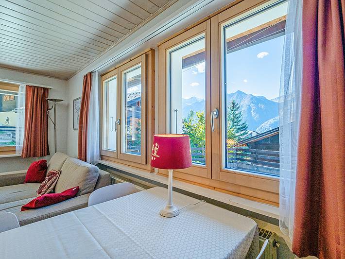 Location de vacances pour 6 personnes, avec jardin et vue à Grächen - 4