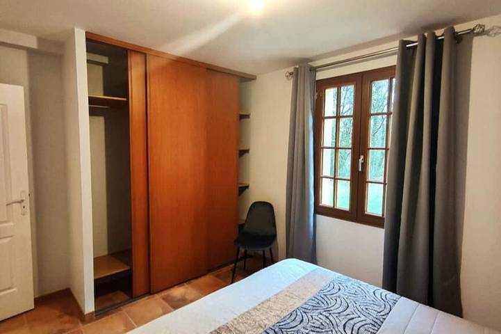 Location de vacances pour 9 personnes, avec jardin et terrasse à Saint-Crépin-et-Carlucet - 4