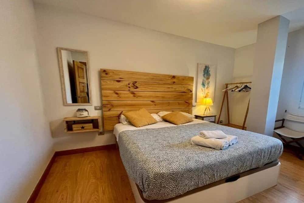 Entire apartment, Rozando La Catedral- 4 Plazas in Burgos, Burgos Province