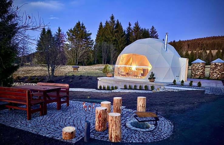 Camping für 4 Personen, mit Ausblick und Garten sowie Sauna in Tschechien