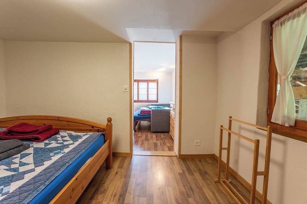Gemütliche Ferienwohnung mit Holzofen umgeben von den Schweizer Alpen in Kandergrund, Frutigen - Lenk - Adelboden