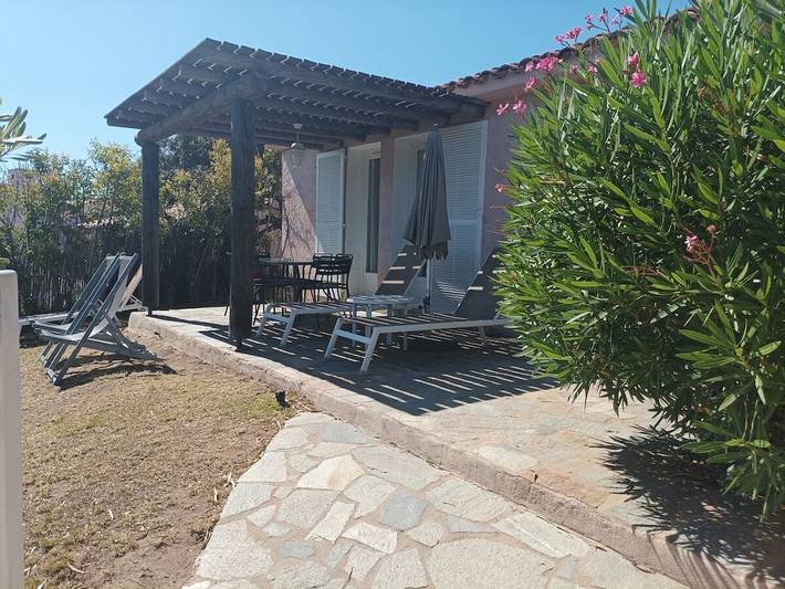 Apartamento vacacional con 2 dormitorios. in Santa Giulia, Porto Vecchio