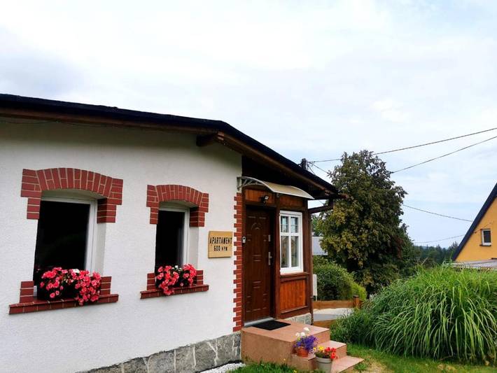 Apartament wakacyjny dla 5 osób, z widok i ogród w Piechowice