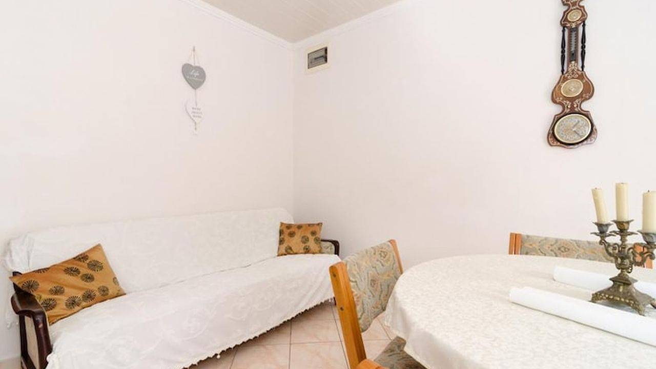 Ganze Ferienwohnung, Ferienwohnung für 7 Personen mit Balkon in Trpanj, Peljesac