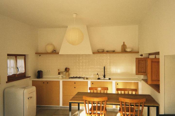 Casa de huéspuedes para 4 personas, con vistas además de piscina y jardín, Se admiten mascotas en Nazaré - 2