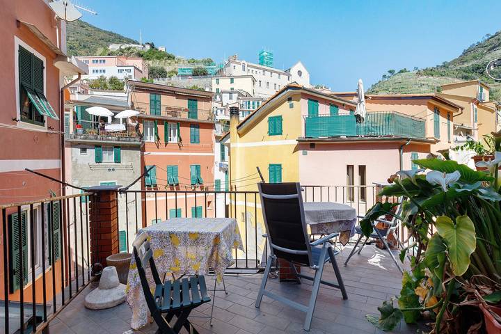 Geheel appartement, Kamer 'Margherita' met terras, wifi, airconditioning en kitchenette in Vernazza, Vernazza Gemeente
