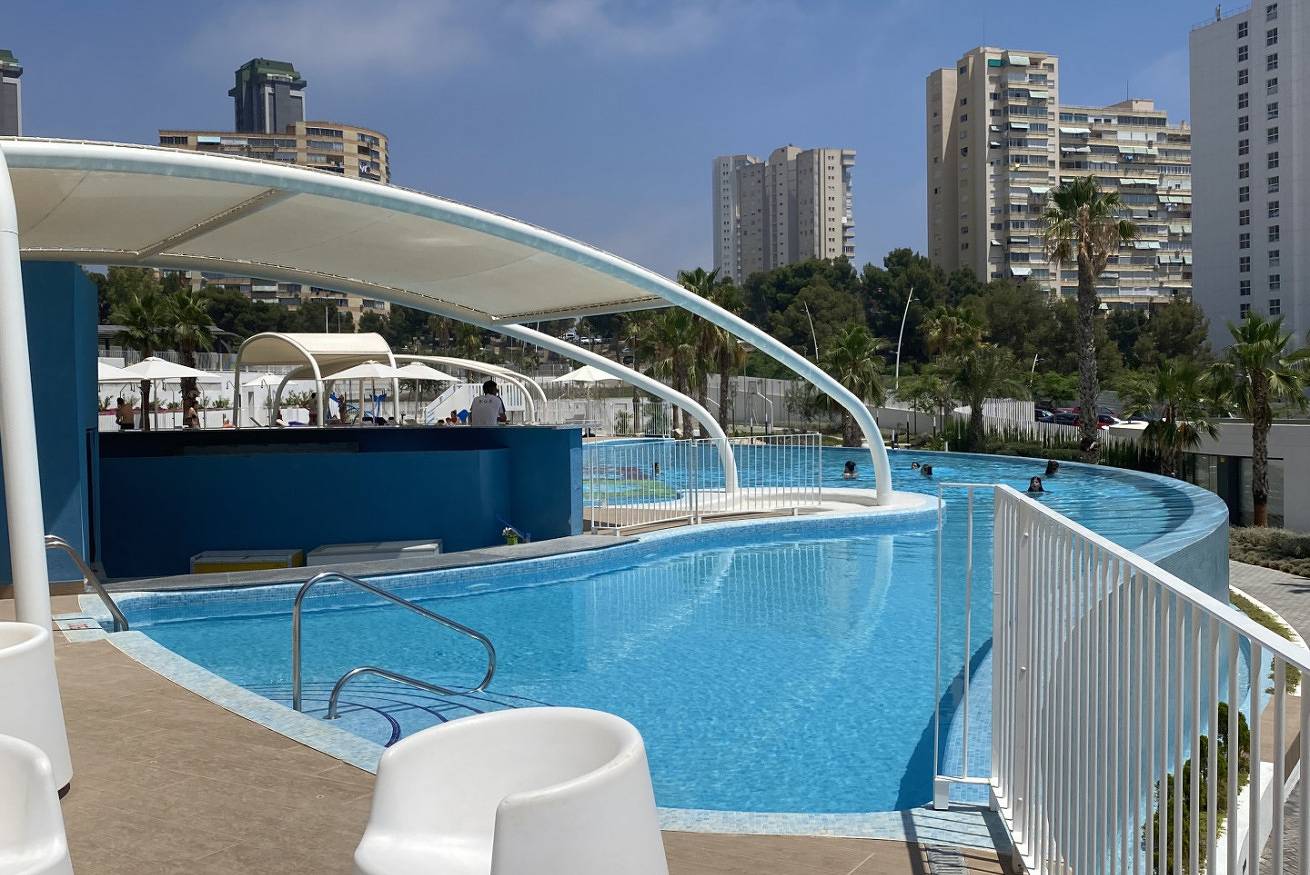 Ganze Wohnung, Sunset Waves sea & sky apartment in Benidorm, Costa Blanca