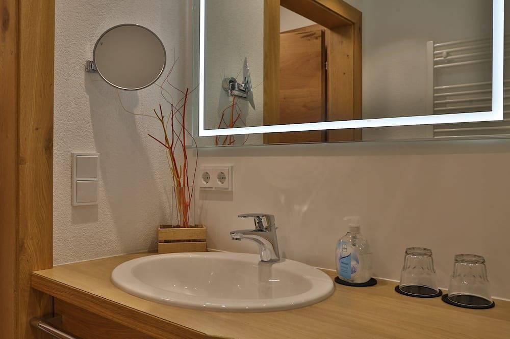 Ganze Wohnung, Ferienwohnung in traumhafter Bergkulisse - Appartements Wacker in Bichlbach, Ammergauer Alpen (Österreich)