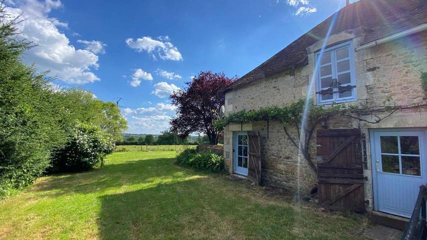 Maison de vacances pour 6 personnes, avec vue et terrasse ainsi que jardin et piscine