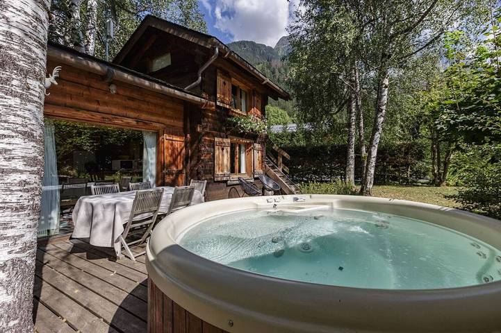 Blockhütte für 2 Personen, mit Garten in