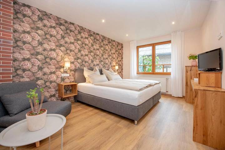 Ferienwohnung für 2 Personen, mit Terrasse und Garten