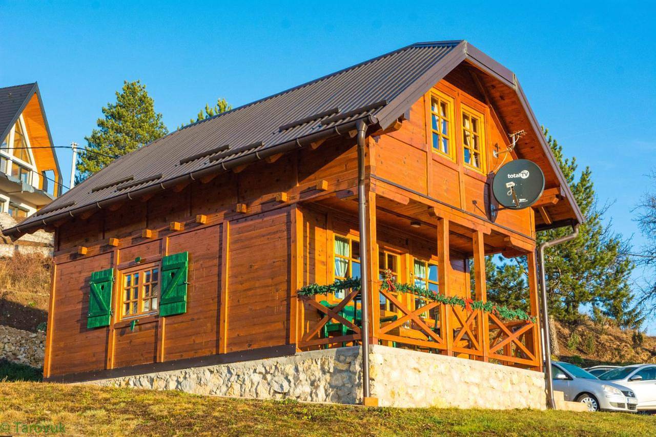 Three-Bedroom Chalet in Bajina Bašta, Serbia Centralna