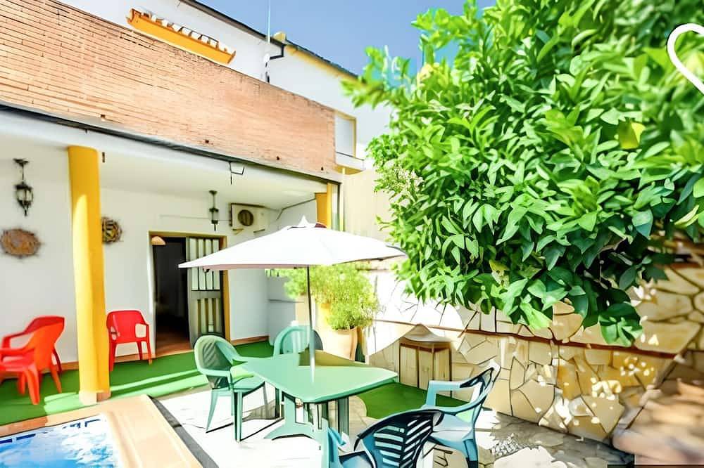 Homerez - 150 m² House in El Bosque + private pool in El Bosque, White Villages