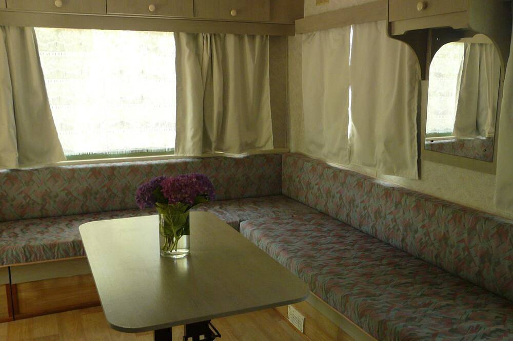 Mobil Home sur terrain privé, à 1/4 heure des plages Hossegor, Capbreton. in Bénesse-Maremne, Côte d’Argent