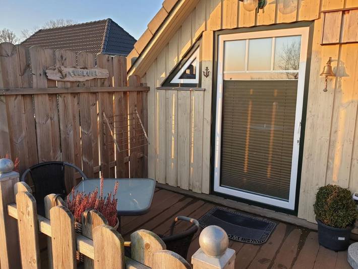 Ferienwohnung für 2 Personen, mit Balkon und Terrasse sowie Ausblick in Brunsbüttel
