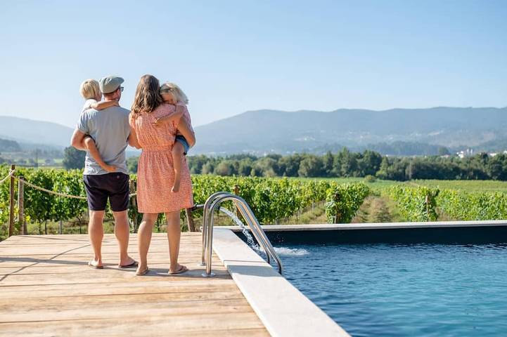 Ferienwohnung für 25 Personen, mit Balkon und Pool sowie Garten - 1