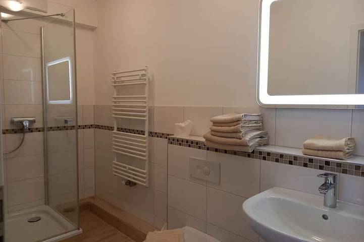 Ferienwohnung für 2 Personen, mit Balkon in Leichlingen - 4