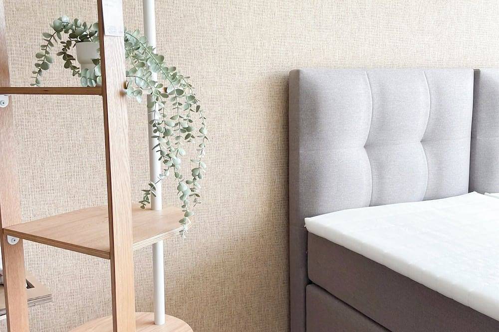 Geheel appartement, Ervaar comfort en rust in deze rustige kamer vlakbij de Universiteit van Tilburg. Ideaal voor studenten of reizigers, met een flexibel hotelbed voor 1–2 gasten, voor een betaalbaar en ontspannen verblijf in Tilburg. in Tilburg, Noord-Brabant